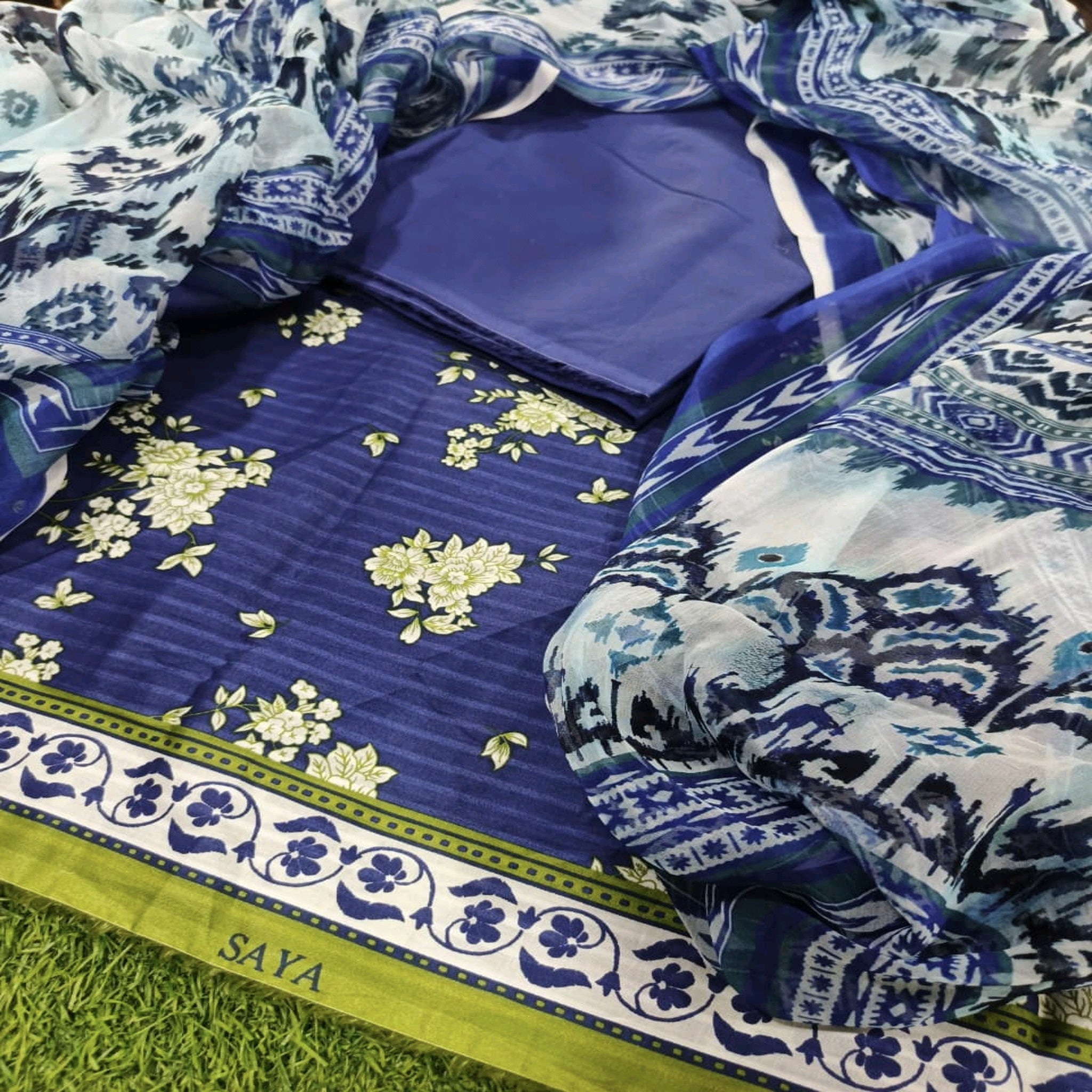 Saya Lawn Digital Print Suit - Volume 3-8