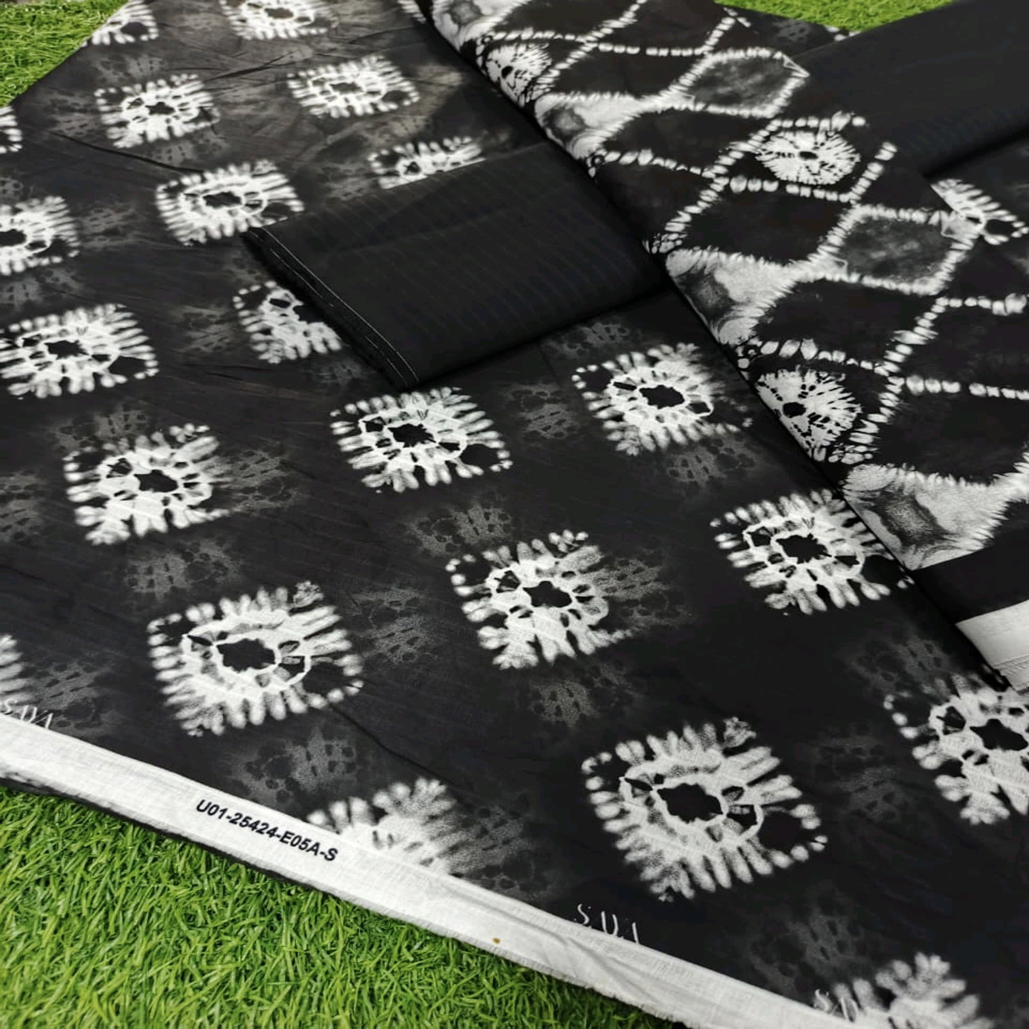 Saya Lawn Digital Print Suit - Volume 3-10